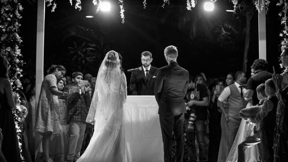 Aashka and Brent's fairytale white wedding 4