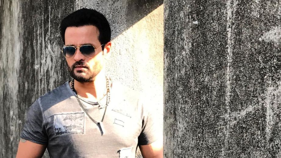 Bengali entertainment industry is always known for niche content: Rohit Roy