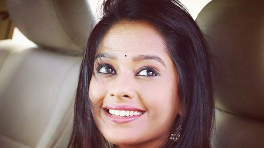My husband Ravish Desai is my only friend from the industry – Mugdha Chaphekar