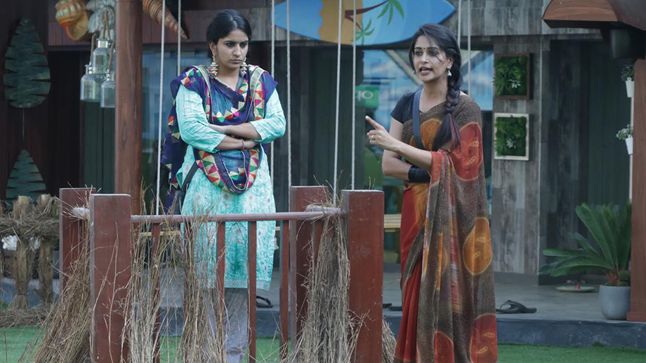 Dipika puts an allegation on Surbhi for being fake in Bigg Boss 12