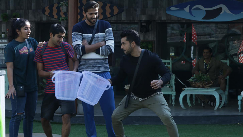 Ex-contestants Kamya, Priyank and Gautam to challenge the housemates of Bigg Boss 12