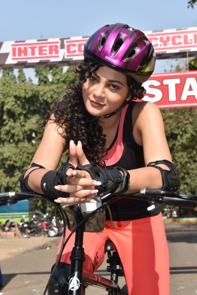 Mishti and Kuhu to be disqualified in the cycle race in Yeh Rishta Kya Kehlata Hai 2