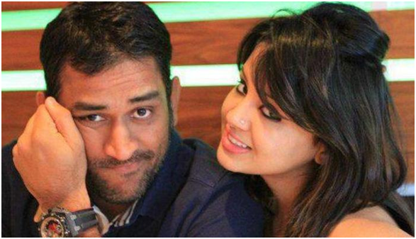 When Captain Cool MS Dhoni Was Bowled Over By Wife Sakshi Rawat 3