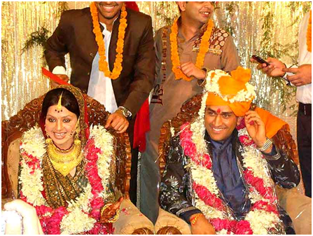 When Captain Cool MS Dhoni Was Bowled Over By Wife Sakshi Rawat 5