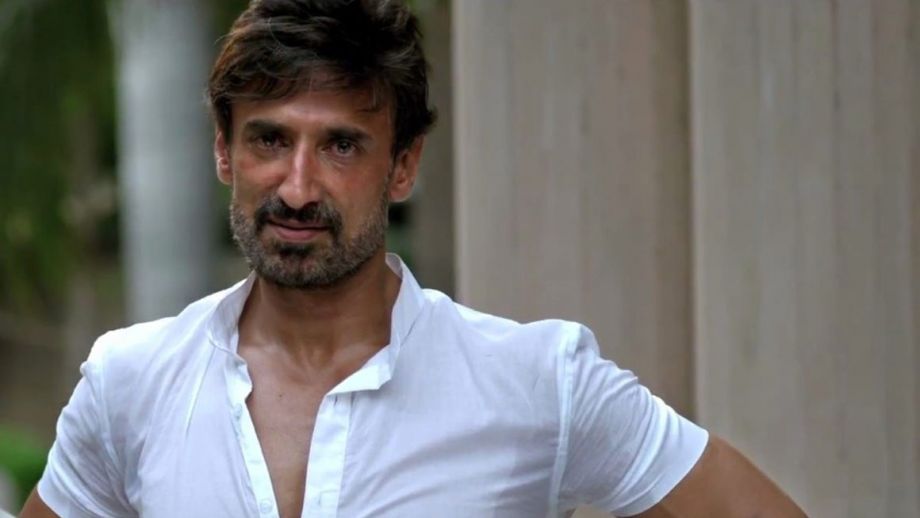 Actor Rahul Dev’s father passes away