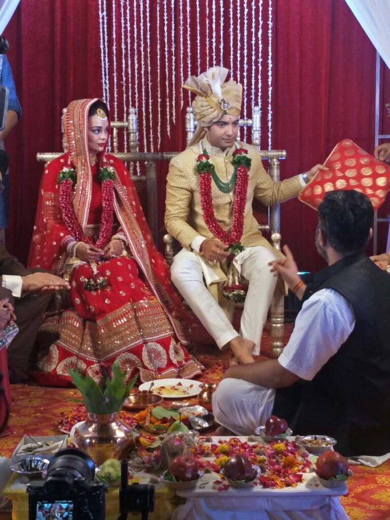 I have started feeling responsible suddenly, says Ssharad Malhotra post marrying Ripci Bhatia 22