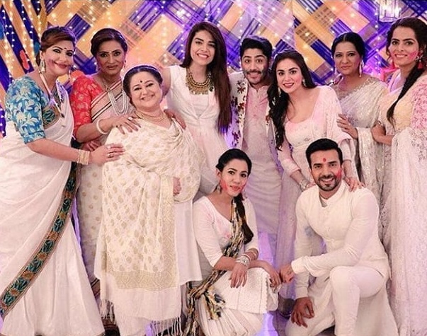 Know the Real Names & Background of the Kundali Bhagya’s Cast 8