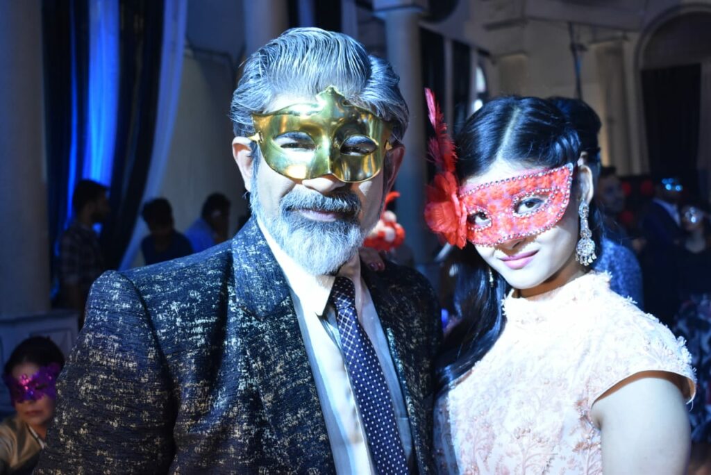 Yeh Rishta Kya Kehlata Hai: Kartik and Naira's romantic dance in Masquerade party 1
