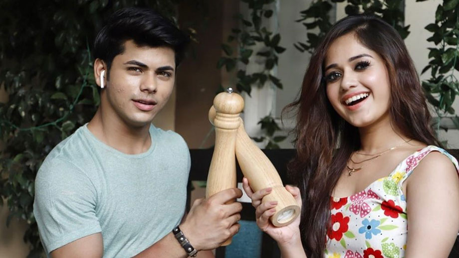 Jannat Zubair and Siddharth Nigam unite for a new project 1