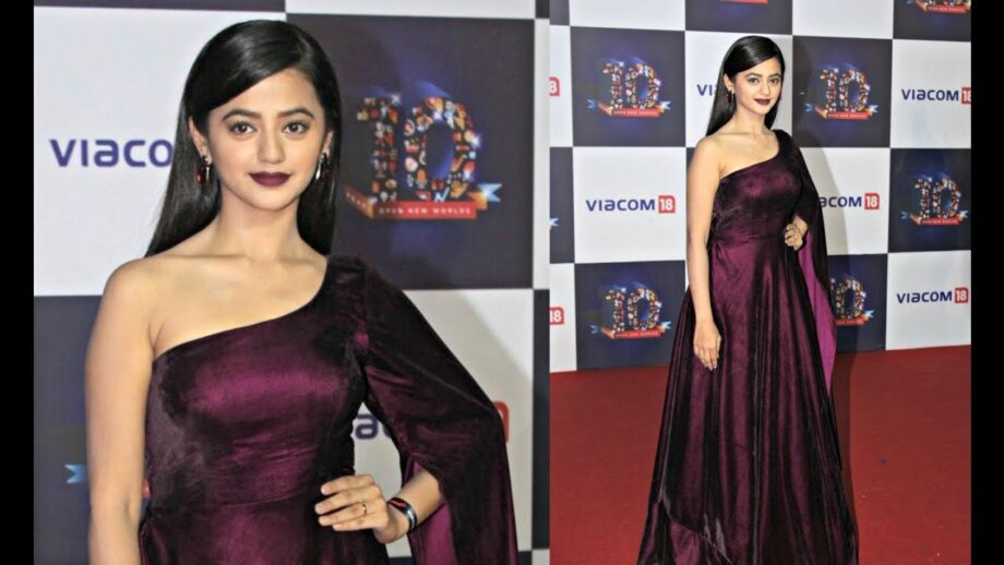 Helly Shah proves she is an ultimate fashion babe