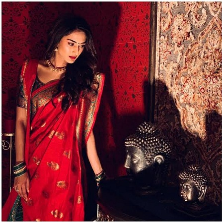 Here's why Erica Fernandes proves she is an ultimate fashion diva 1