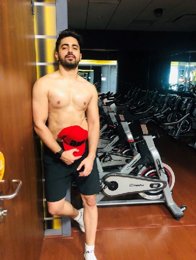 Hottest moments of telly town hunk Zain Imam 2
