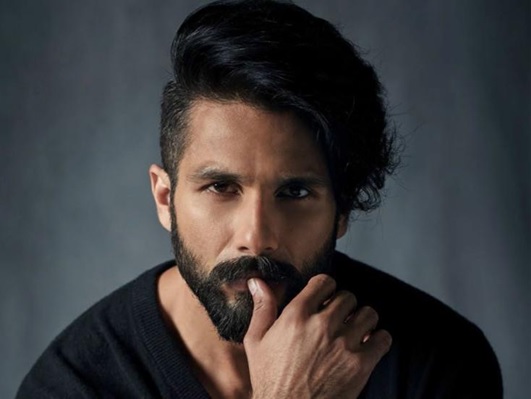These Pictures Prove Shahid Kapoor is a Complete family man 1