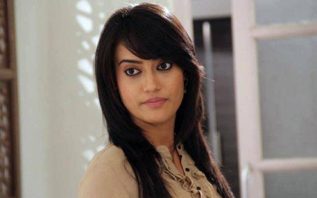 Take A Look At Different Hairstyles of Surbhi Jyoti