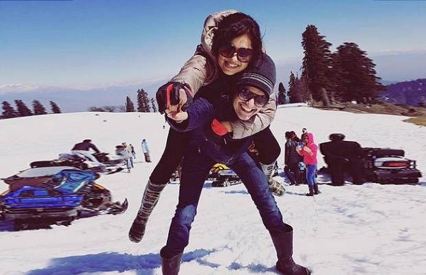 Drashti Dhami and her husband are giving major vacation vibes