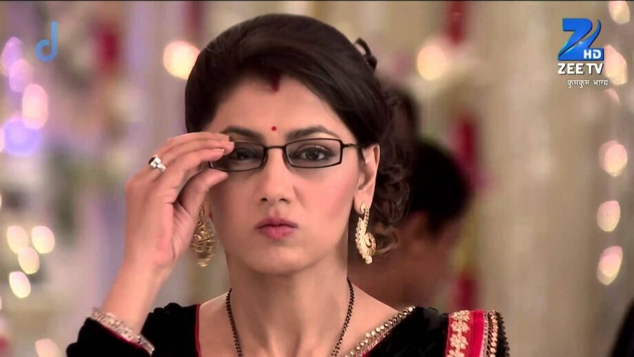 From A Docile Wife To A Daring Mother: How Pragya Arora Evolved On Kumkum Bhagya 1