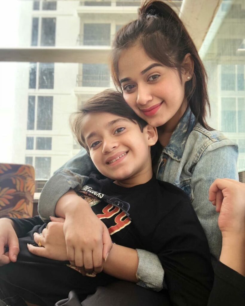 Jannat and Ayaan Zubair: The Adorable Brother-Sister Duo!  - 4