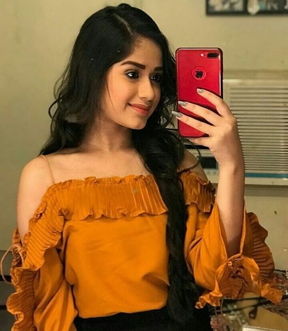 Here comes the cuteness from Jannat Zubair to brighten your day 3