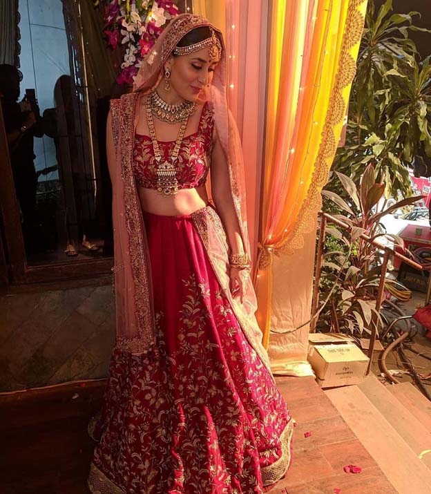 Need Inspiration for your wedding? Check out these gorgeous Kareena Kapoor Bridal looks