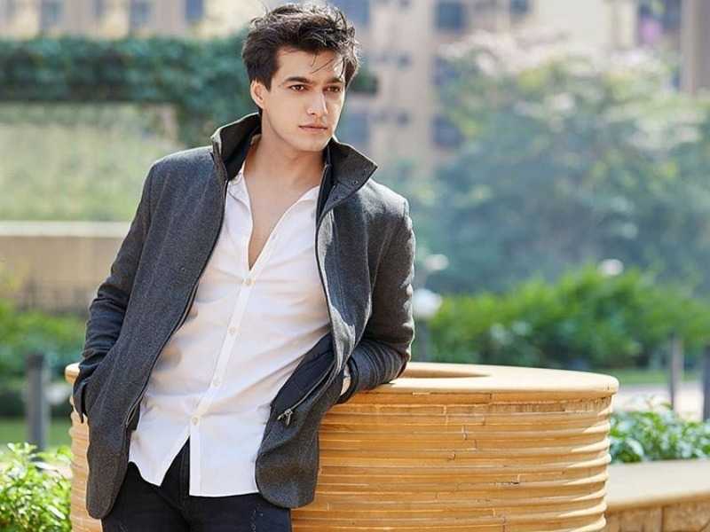 Our favourite TV superstar Mohsin Khan's Style Game is always on point 1