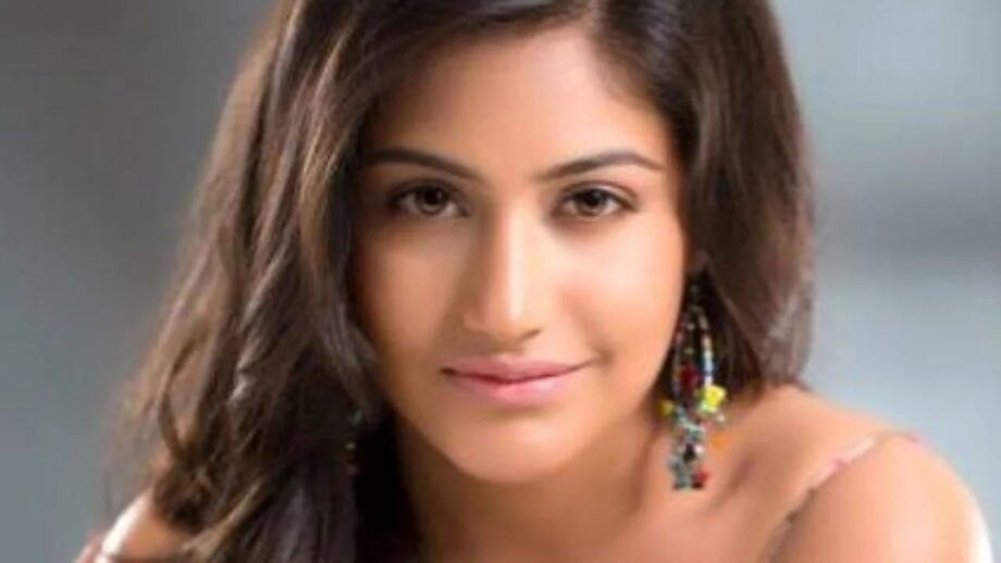 Surbhi Chandna is every man's dream girl. Here's why