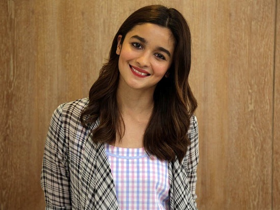 What Makes Alia Bhatt the Ultimate Icon of Young India 1