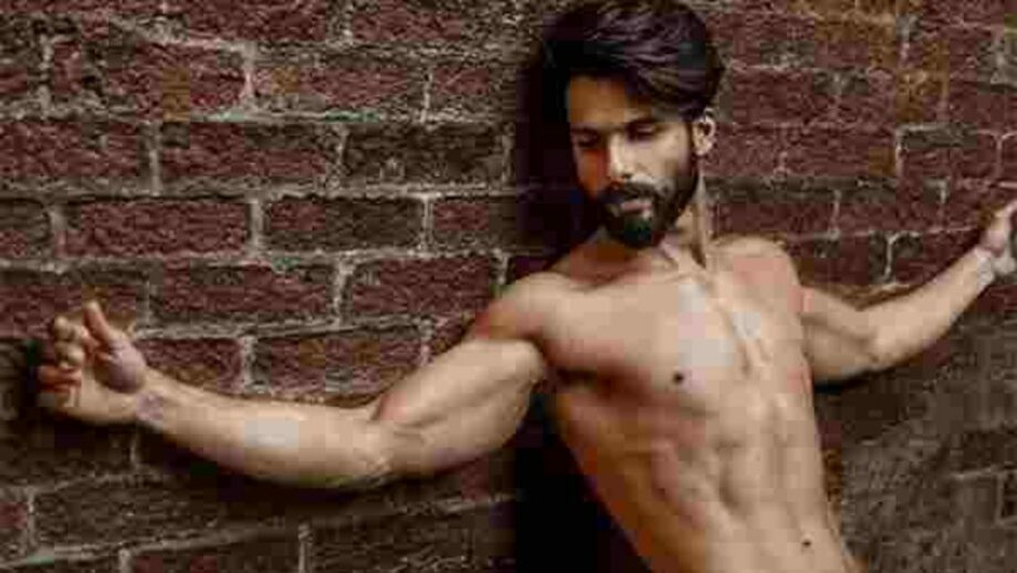 When Shahid Kapoor set the temperatures soaring with these pictures 1