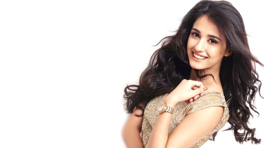 All the times Disha Patani's hair was absolute goals 4