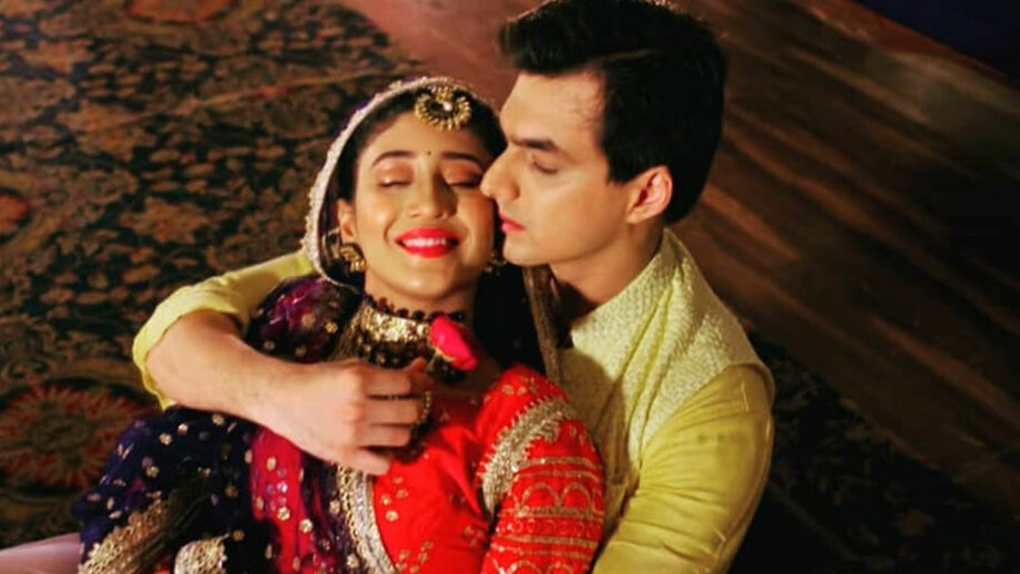 Everything That Makes Naira And Kartik The POWER COUPLE We Deserve! 1