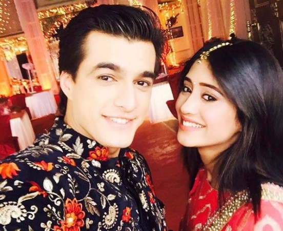 Everything That Makes Naira And Kartik The POWER COUPLE We Deserve! 4
