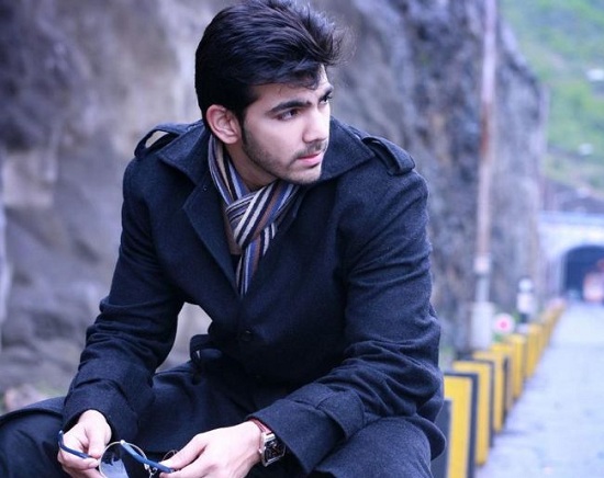 Kahaan Hum Kahaan Tum's Karan Grover is the only guy we are crushing on... Here's why 2