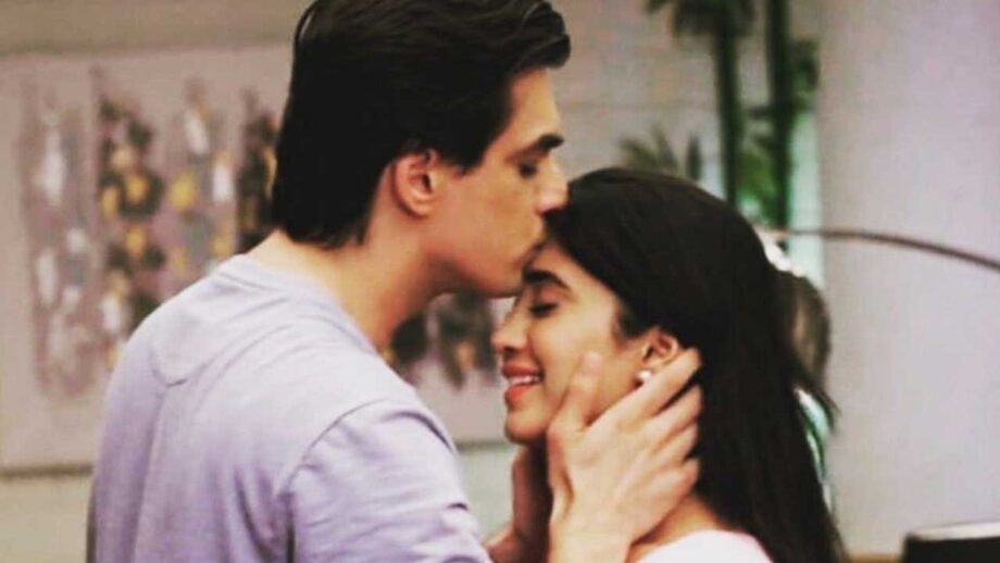 Best clicks of Mohsin Khan with his on-screen ladylove