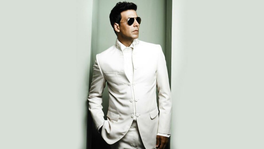 Reasons Why Akshay Kumar Is the Perfect Role Model Celebrity 5
