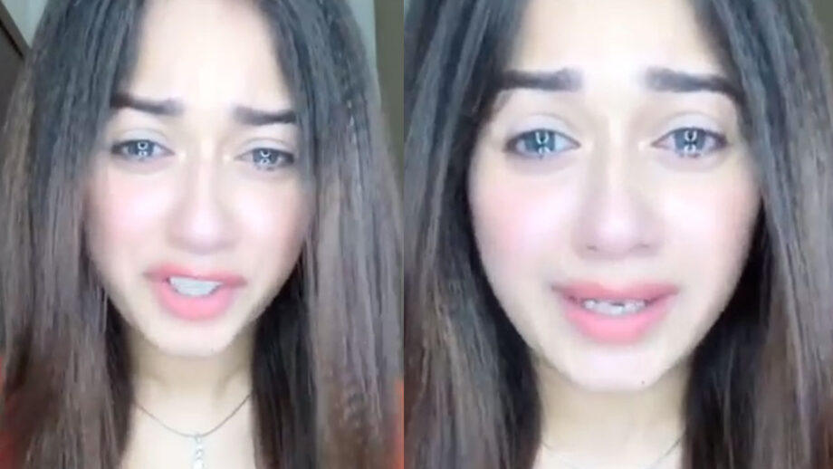 TikTok star Jannat Zubair cries her heart out, video goes viral