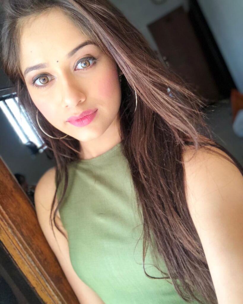TikTok star Jannat Zubair is a Selfie Queen. Here's proof - 0