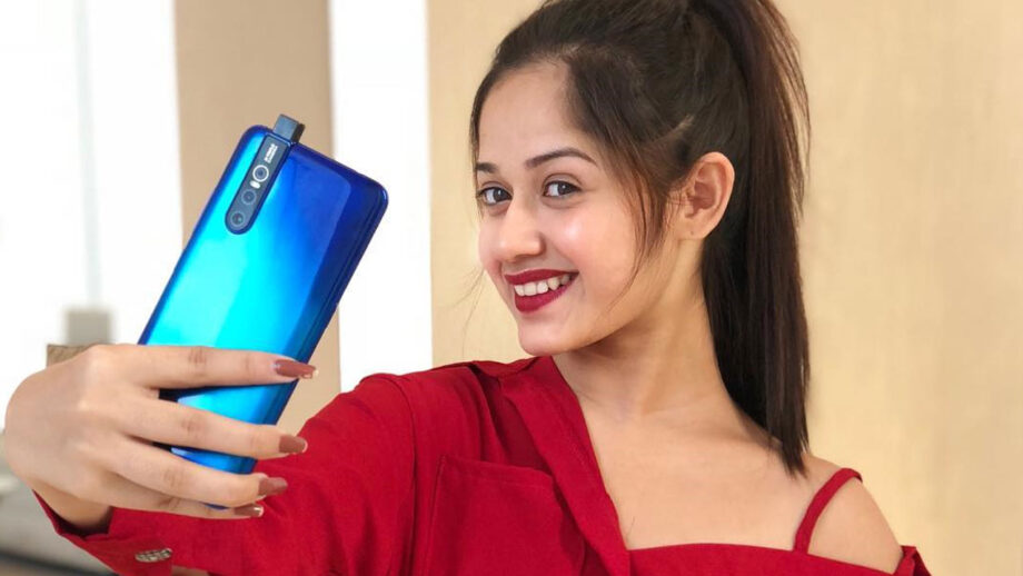 TikTok star Jannat Zubair is a Selfie Queen. Here's proof