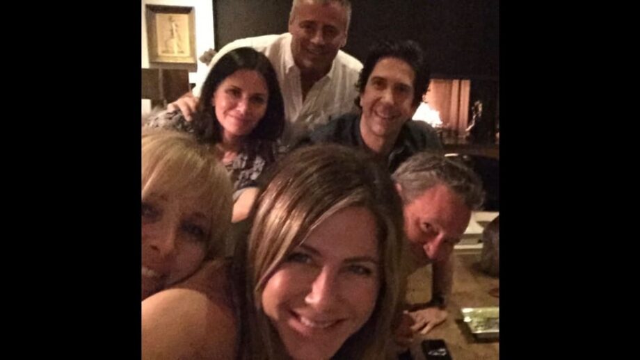 Jennifer Aniston makes a 'FRIEND'ly debut on Instagram