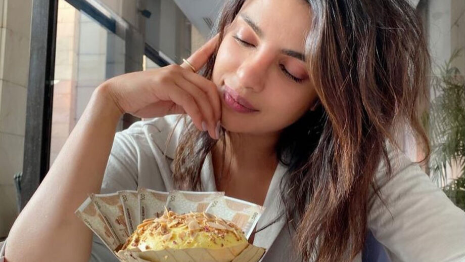 Priyanka Chopra wants you to hop onto her dessert