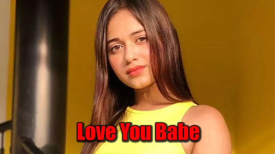 Jannat Zubair gets ‘Love You Babe’ message from someone special and it’s not Faisu