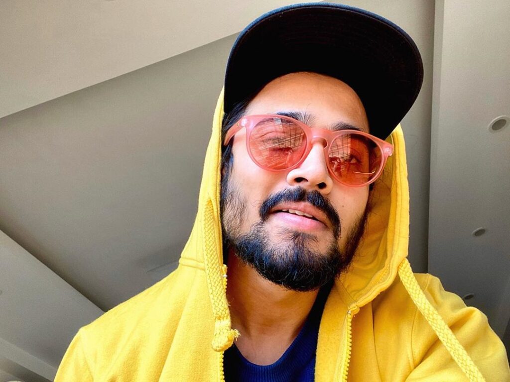 If you have a crush on Bhuvan Bam, here are 5 things you need to look at now - 0
