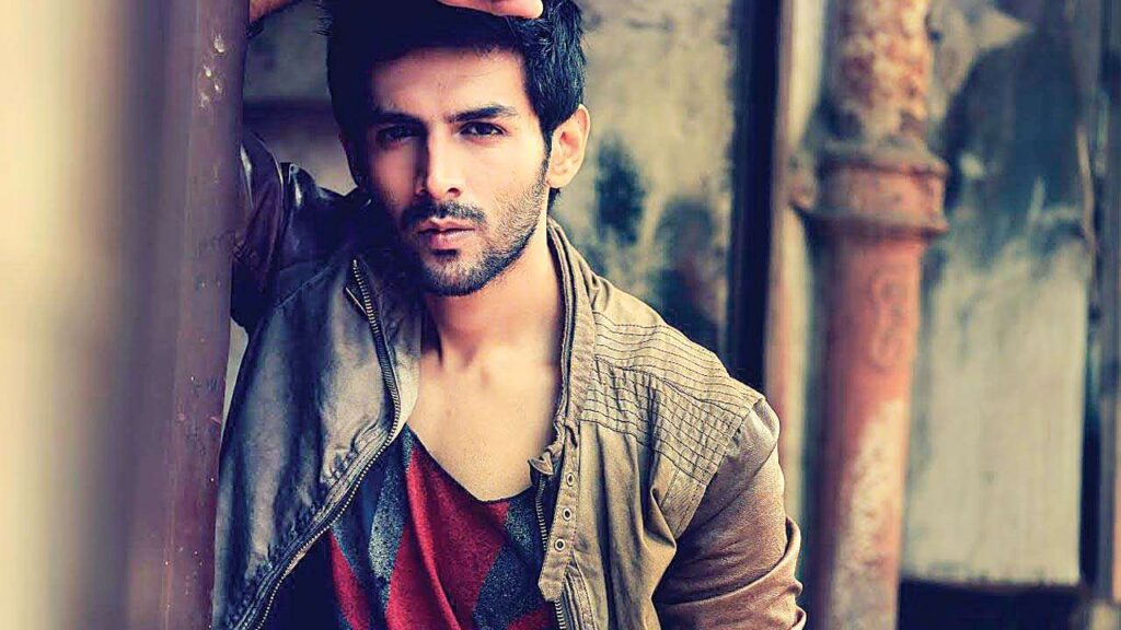 Kartik Aaryan takes us to his kitchen as he washes utensils: Don't mistake  this for quarantine - India Today