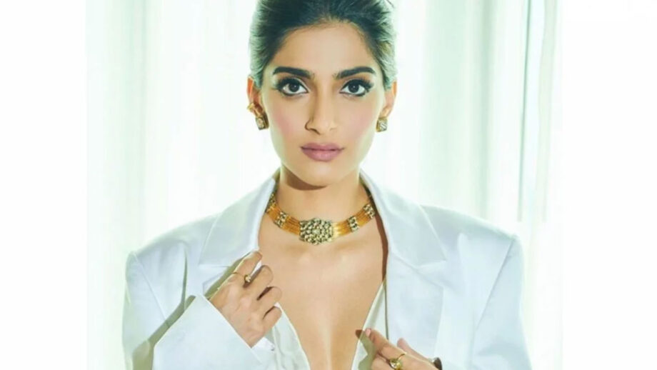 5 occasions where Sonam Kapoor proved that she's the 'Fashion Queen' of Bollywood