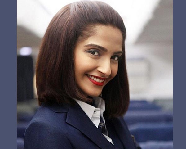 5 Quick and Simple hairstyles of Sonam Kapoor 2