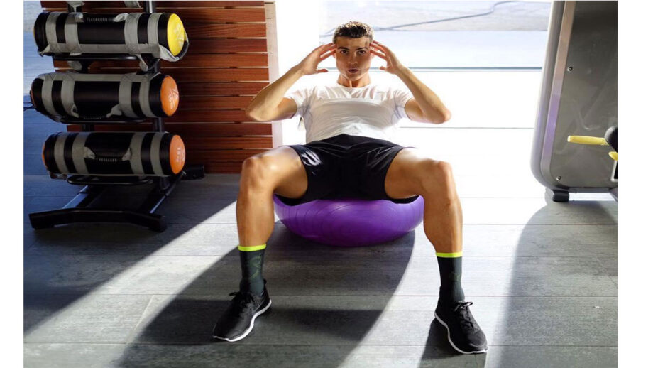 These Instagram Posts Of Cristiano Ronaldo Will Give You Major Fitness Goals