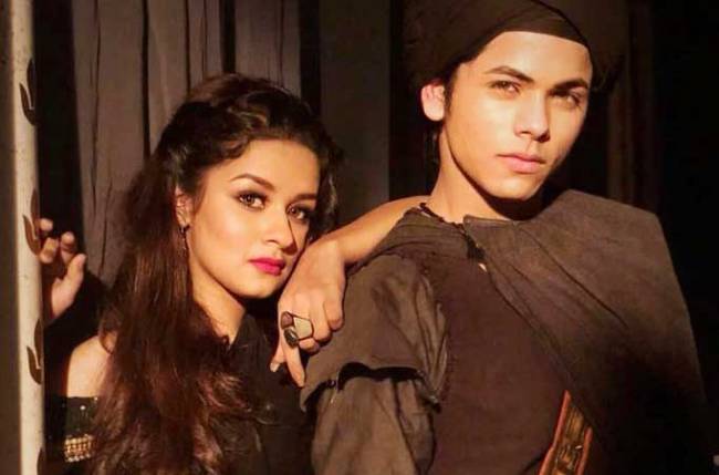 Pics of Avneet Kaur And Siddharth Nigam Will Make You Go Wow - 4