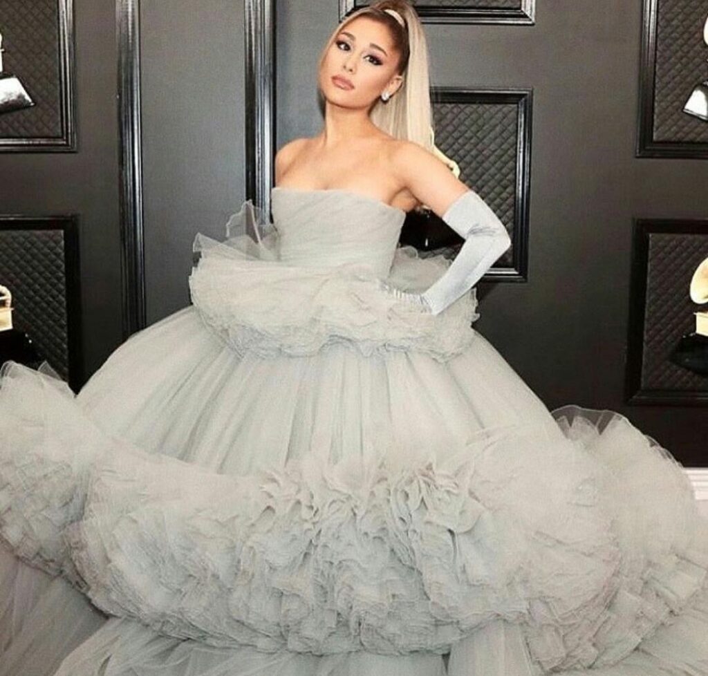 7 Outfits By Ariana Grande That Can Inspire Us - 0