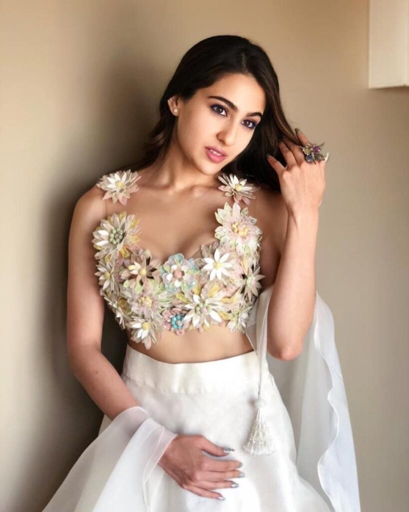 Every time Sara Ali Khan stuns in a floral dress - 2