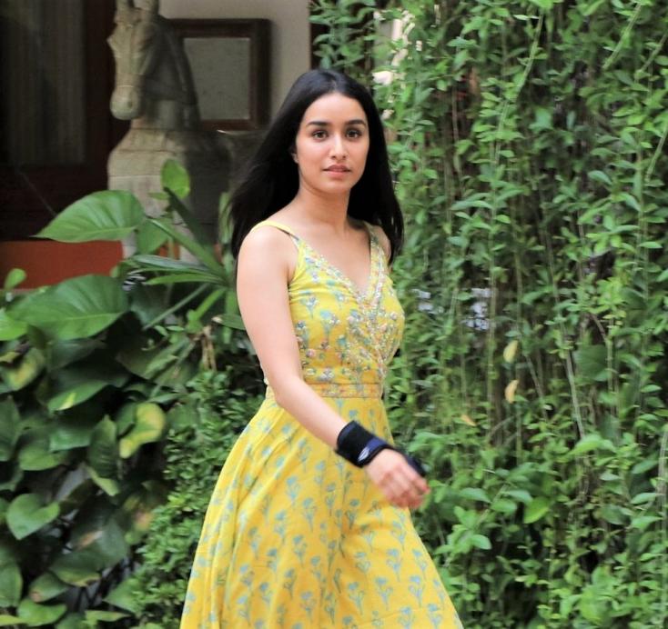 Everytime Shraddha Kapoor stuns in a floral dress - 4