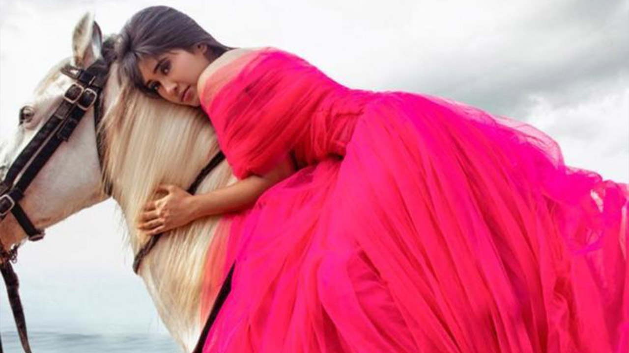 Shivangi Joshi Mohsin Khan Love relationship Marriage date see Yeh Rishta  Kya Kehlata Hai Actress photos in Red Dress  महसन खन सग जडत रह ह  नम लल लबस म और भ