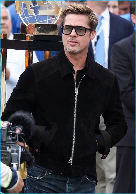 10 Brad Pitt's Casual Outfits to keep your style on point this summer - 7